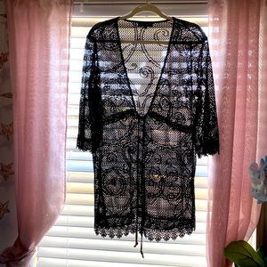 Cute cover up for the summer. Brand new has never been worn.